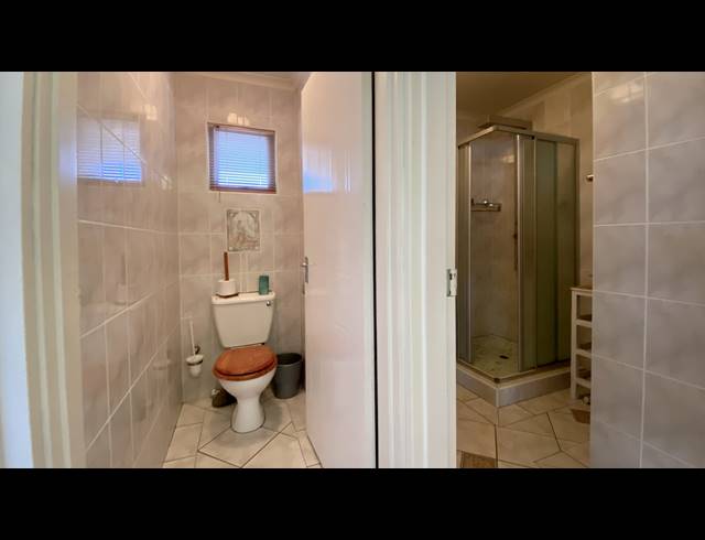 4 BEDROOM HOUSE FOR SALE IN PORT OWEN